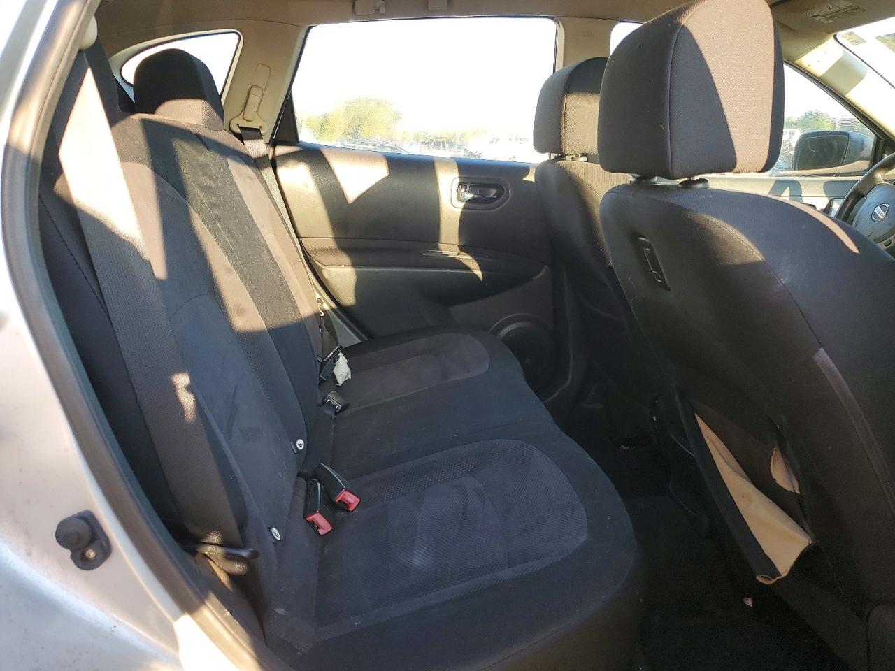 2011 NISSAN ROGUE