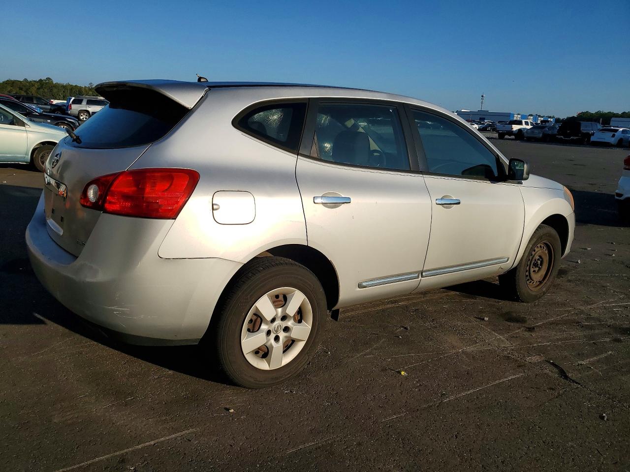 2011 NISSAN ROGUE