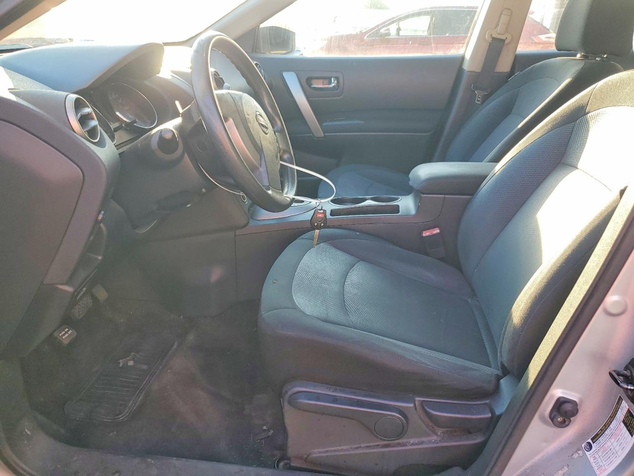 2011 NISSAN ROGUE