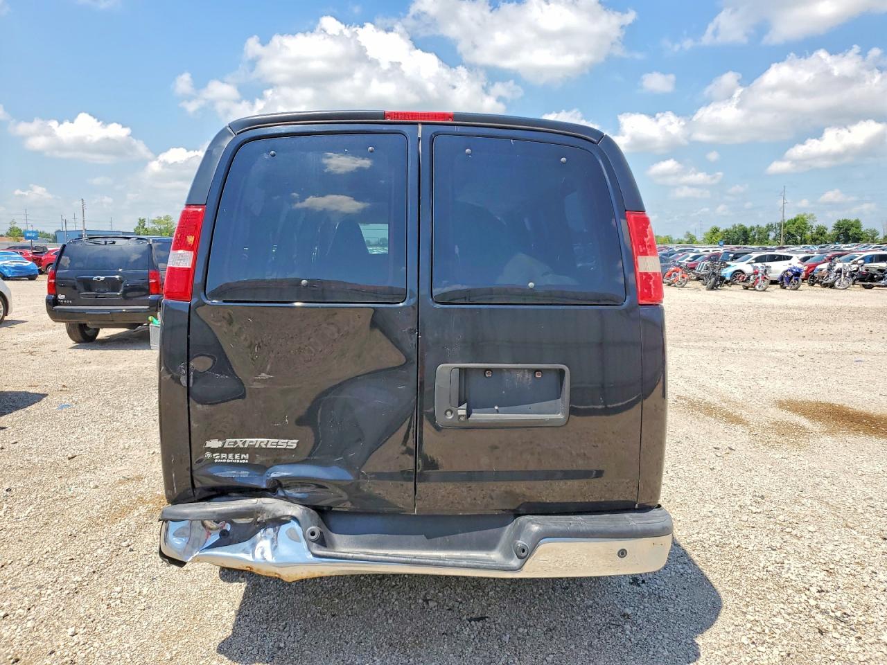 2016 CHEVROLET EXPRESS