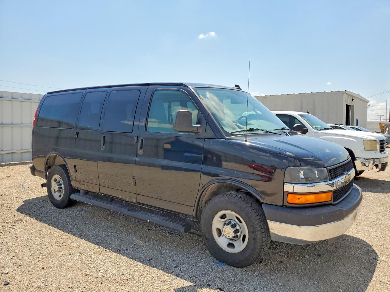 2016 CHEVROLET EXPRESS