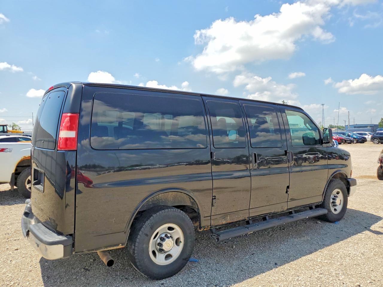 2016 CHEVROLET EXPRESS