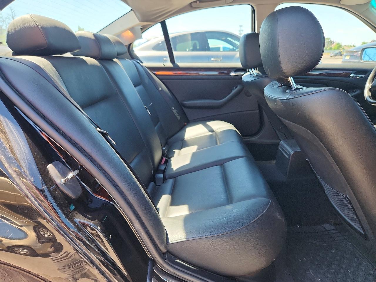 2005 BMW 3 SERIES