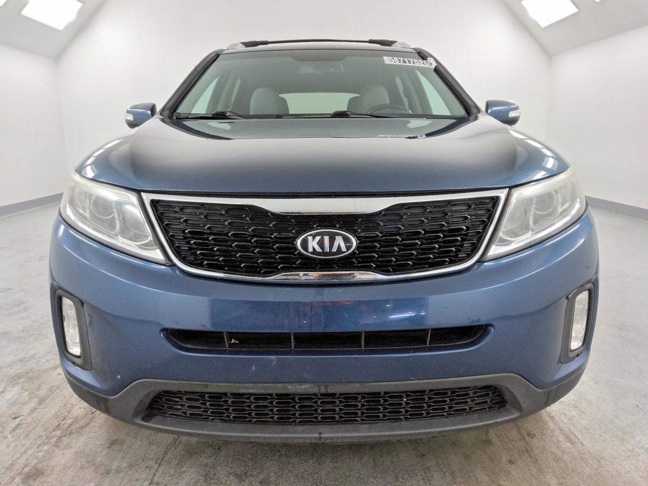 2015 KIA SORENTO