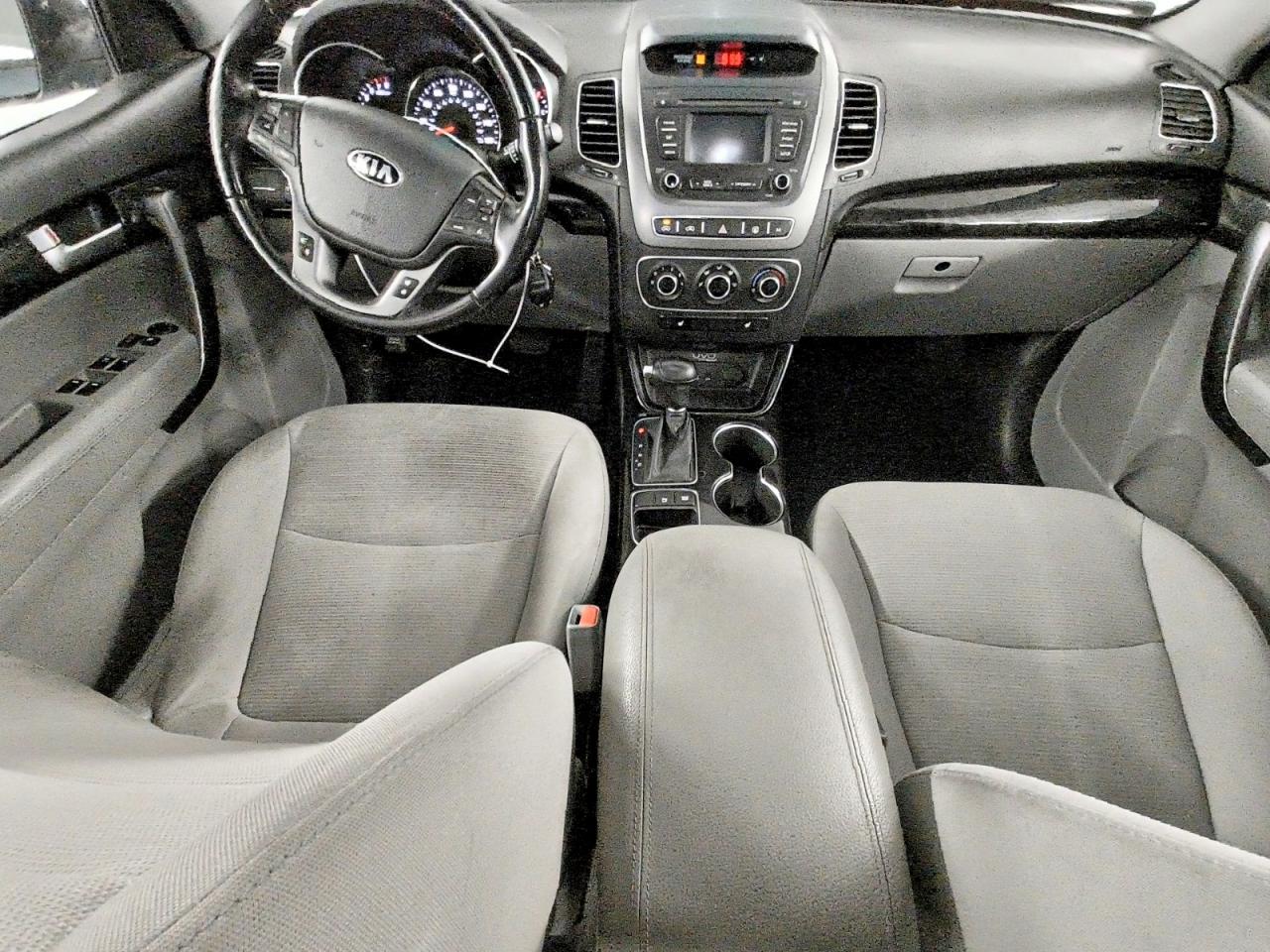 2015 KIA SORENTO