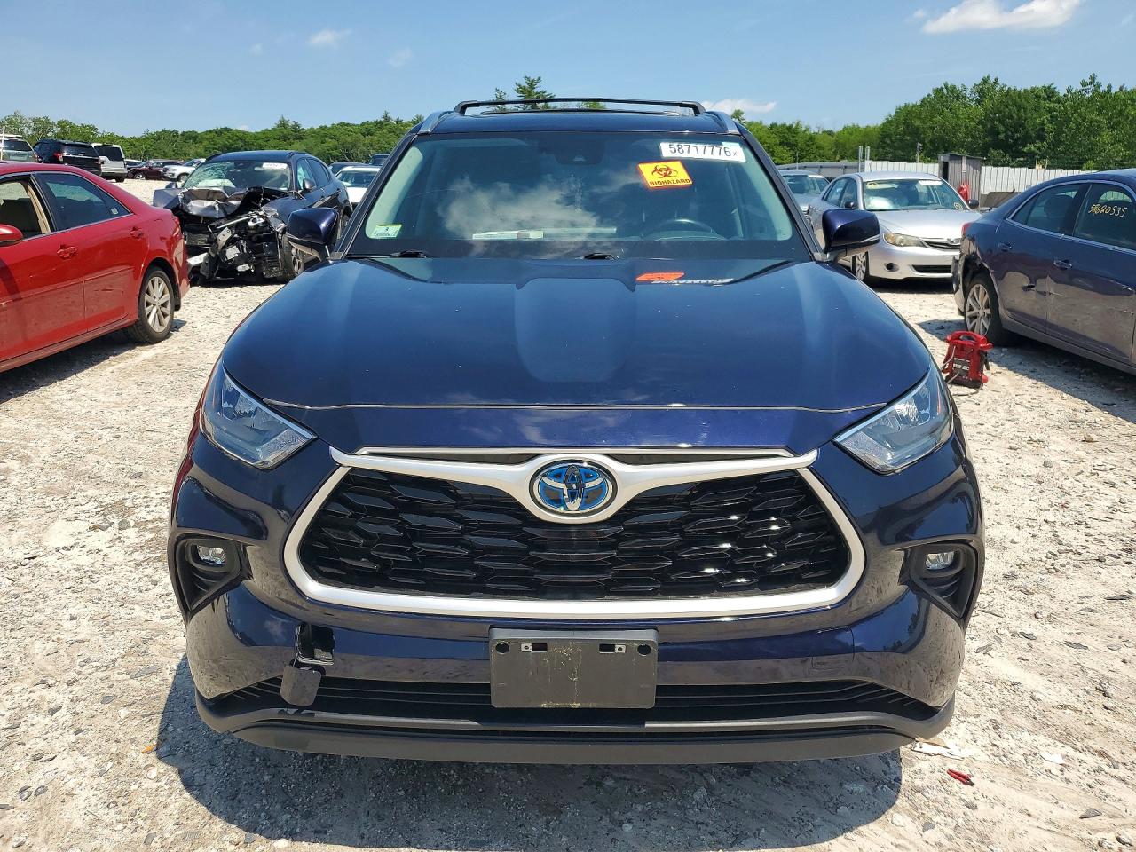 2020 TOYOTA HIGHLANDER