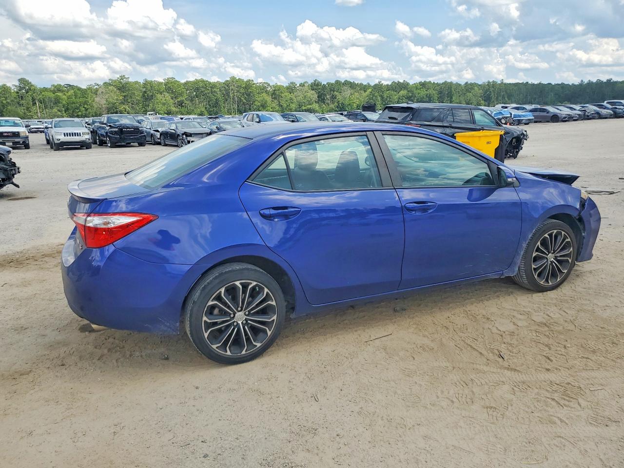 2016 TOYOTA COROLLA
