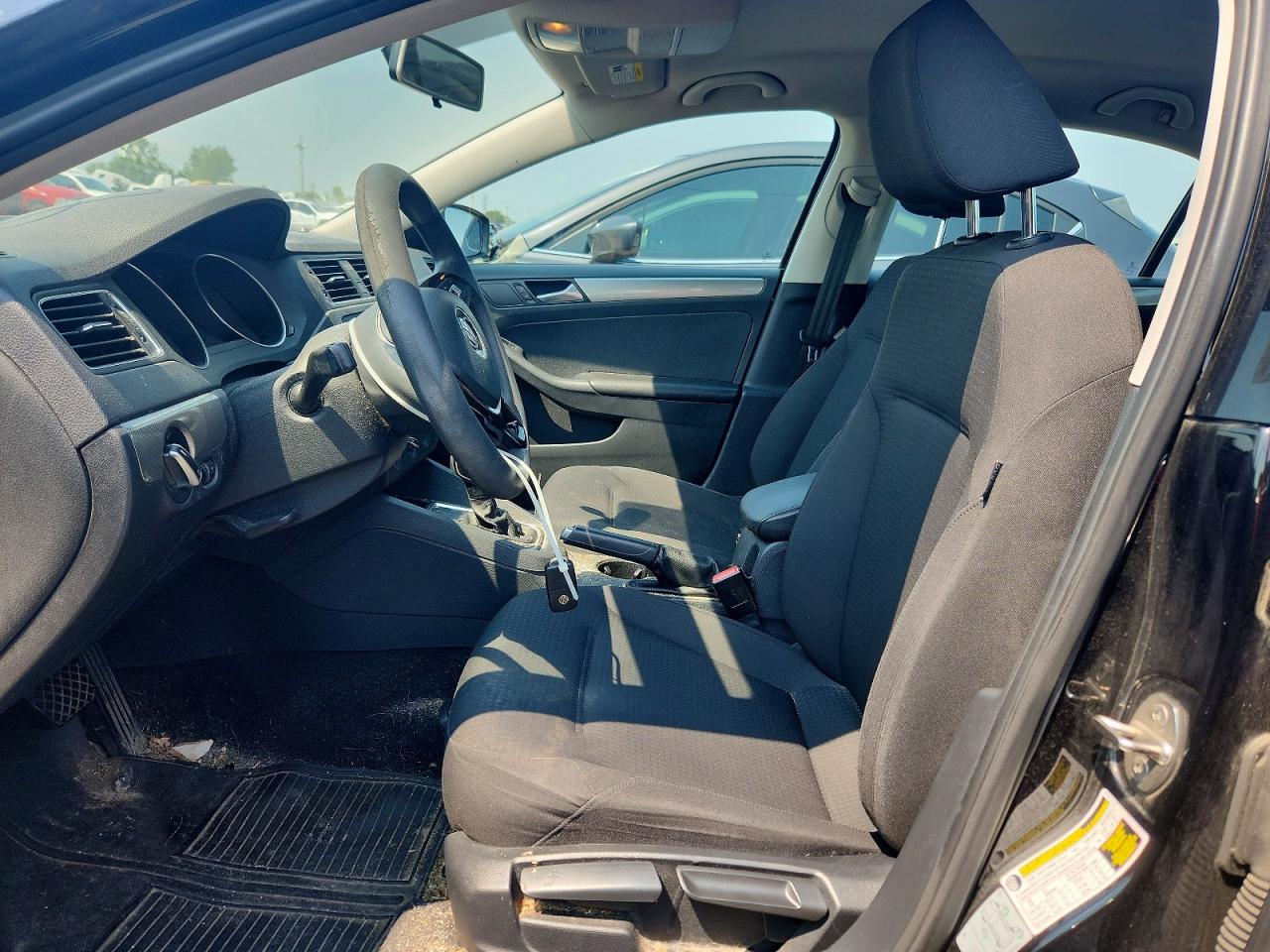 2016 VOLKSWAGEN JETTA