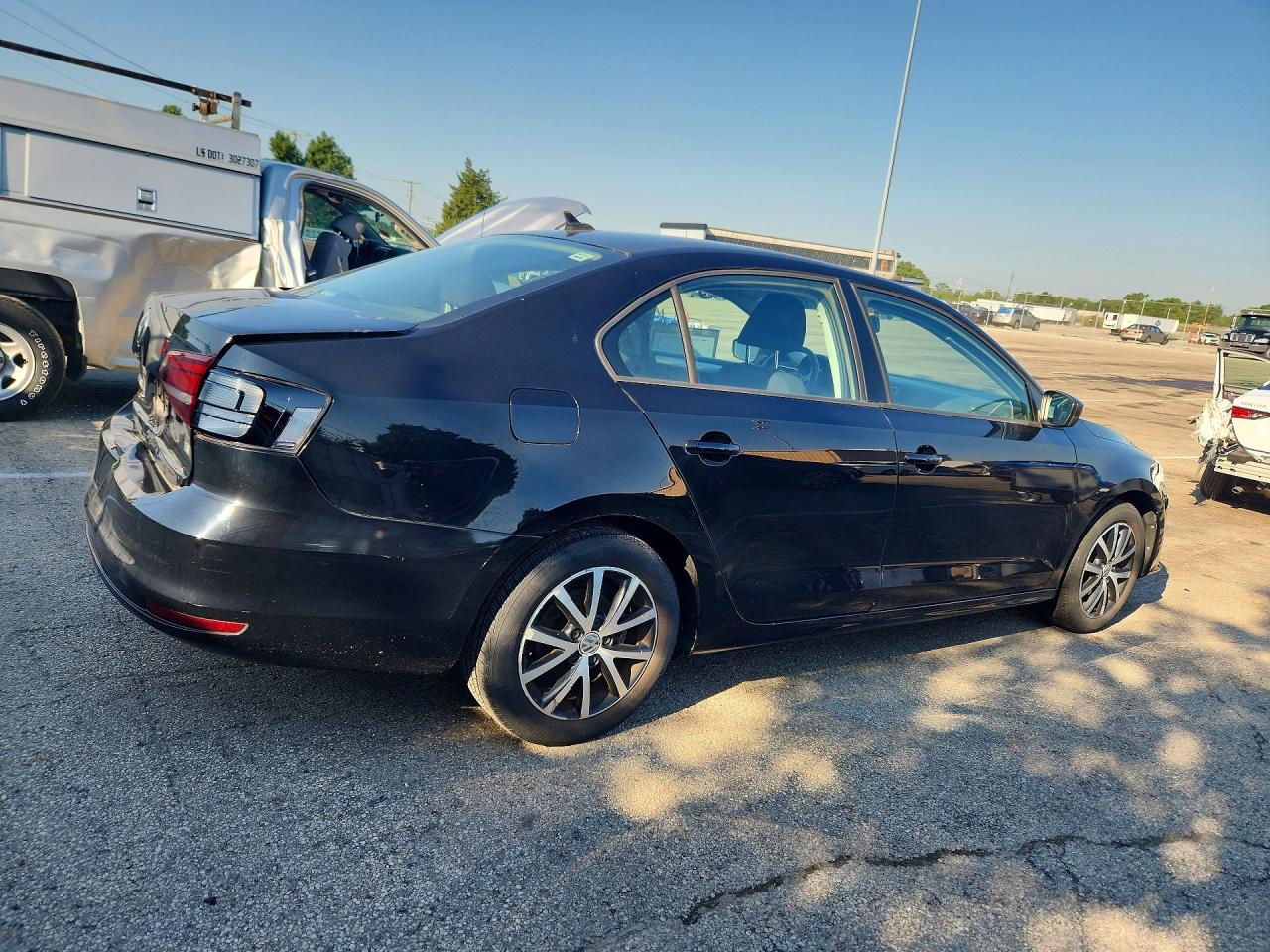 2016 VOLKSWAGEN JETTA