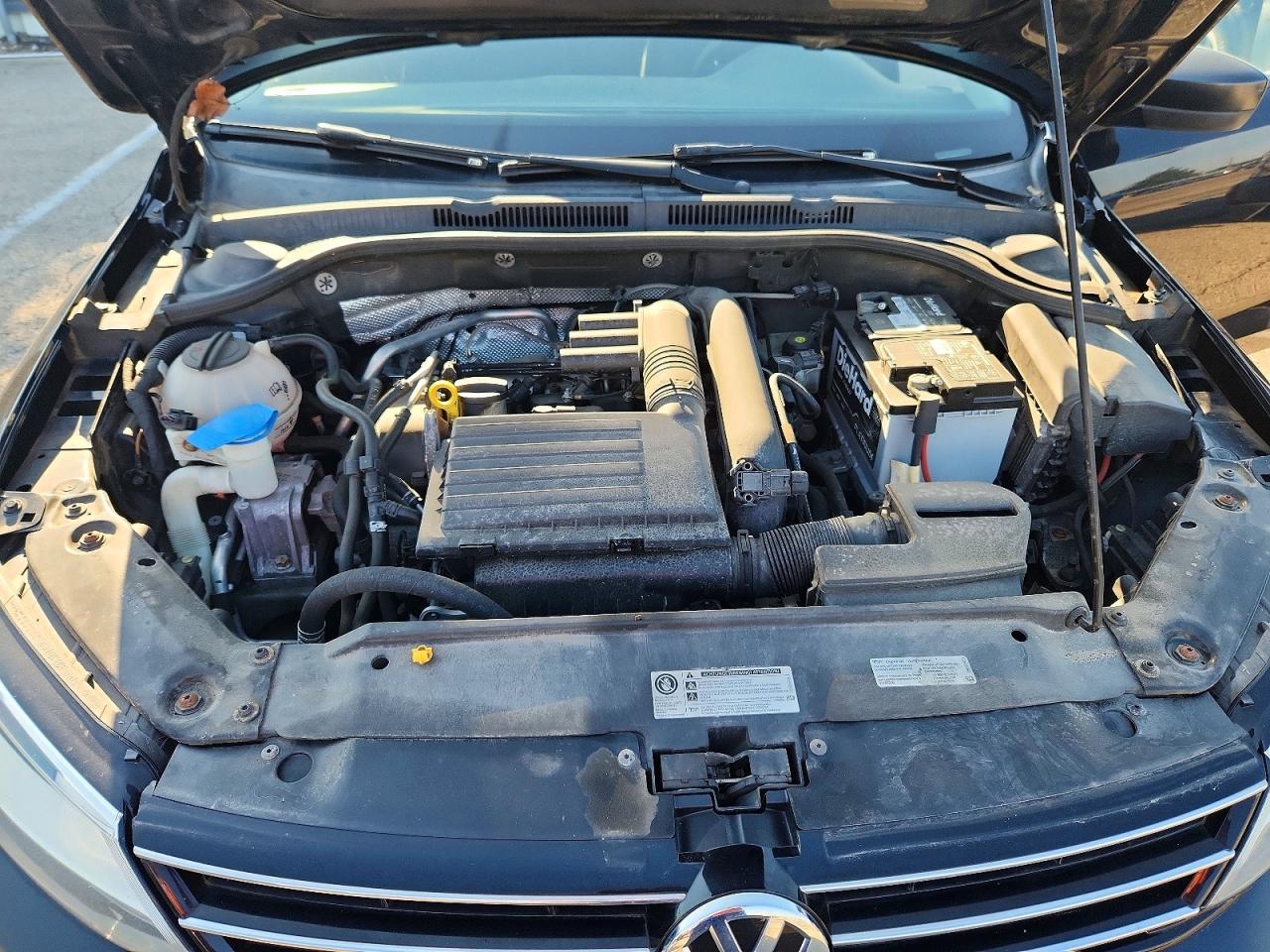 2016 VOLKSWAGEN JETTA