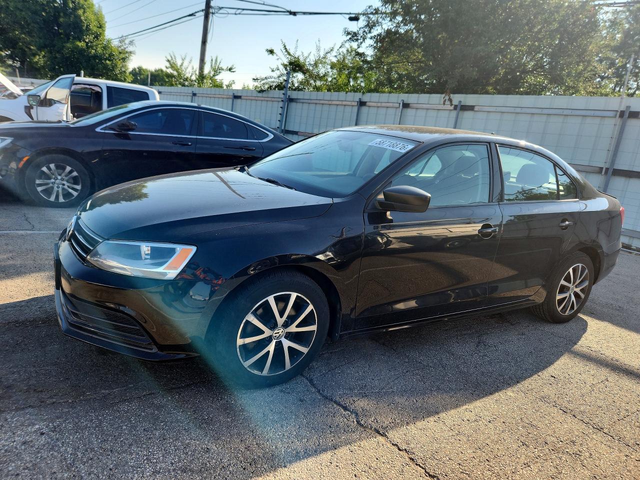2016 VOLKSWAGEN JETTA
