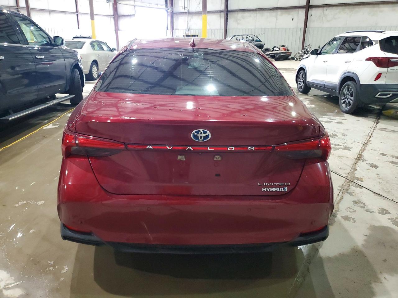 2021 TOYOTA AVALON