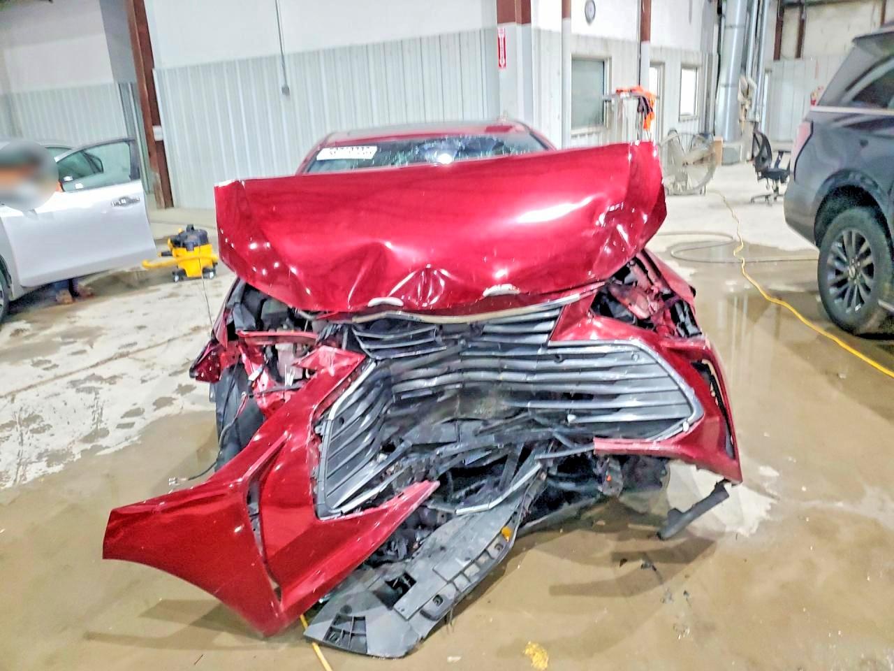 2021 TOYOTA AVALON