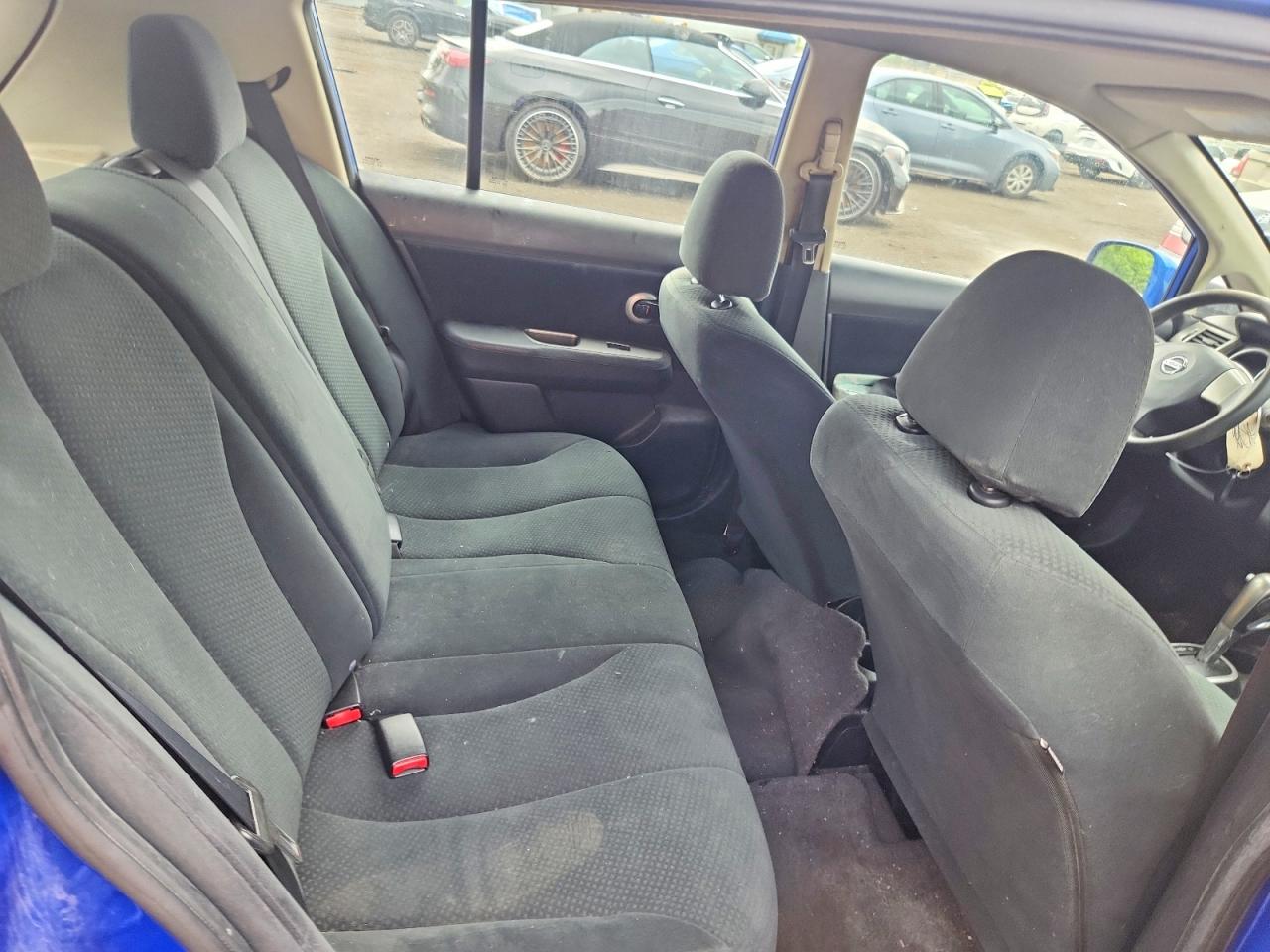 2011 NISSAN VERSA