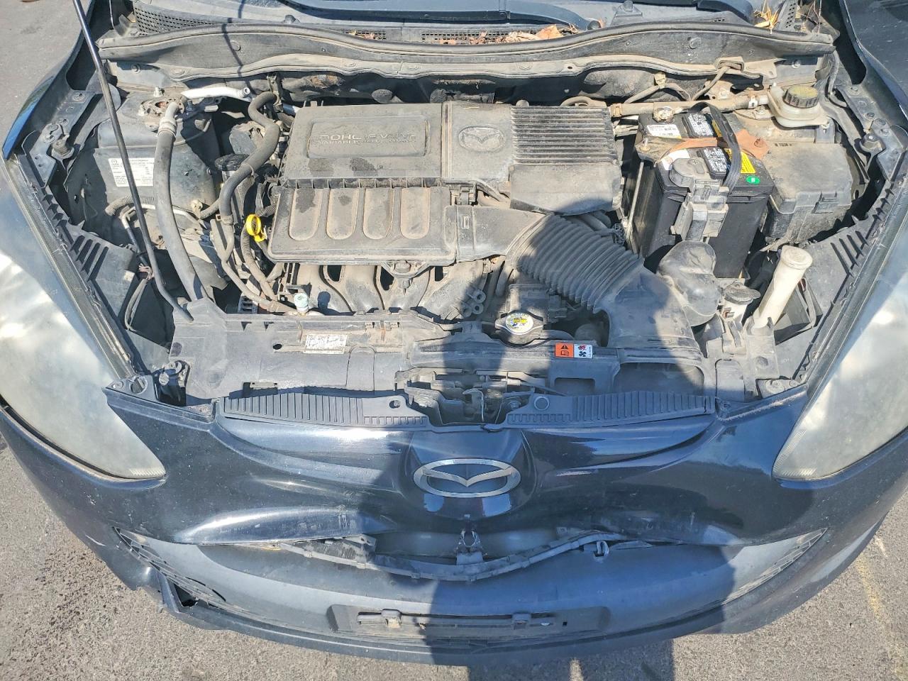 2013 MAZDA 2