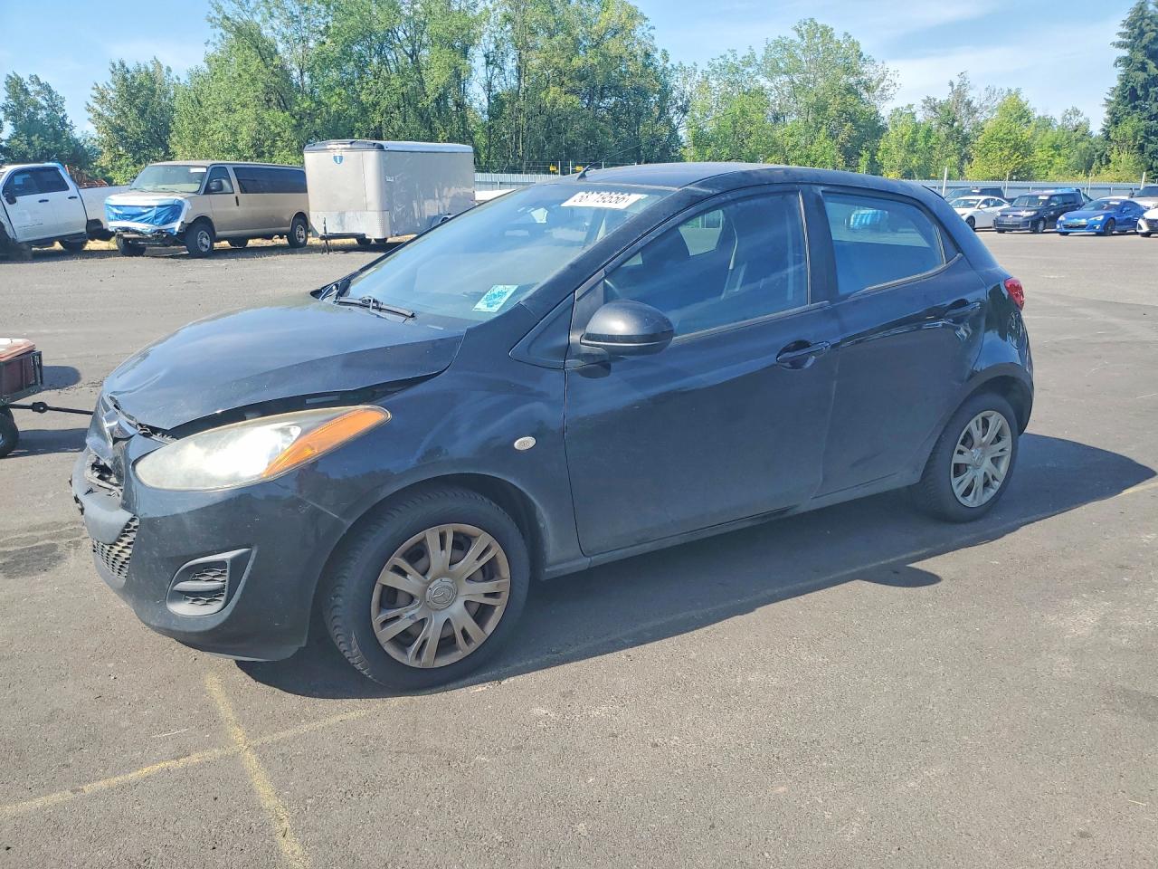 2013 MAZDA 2