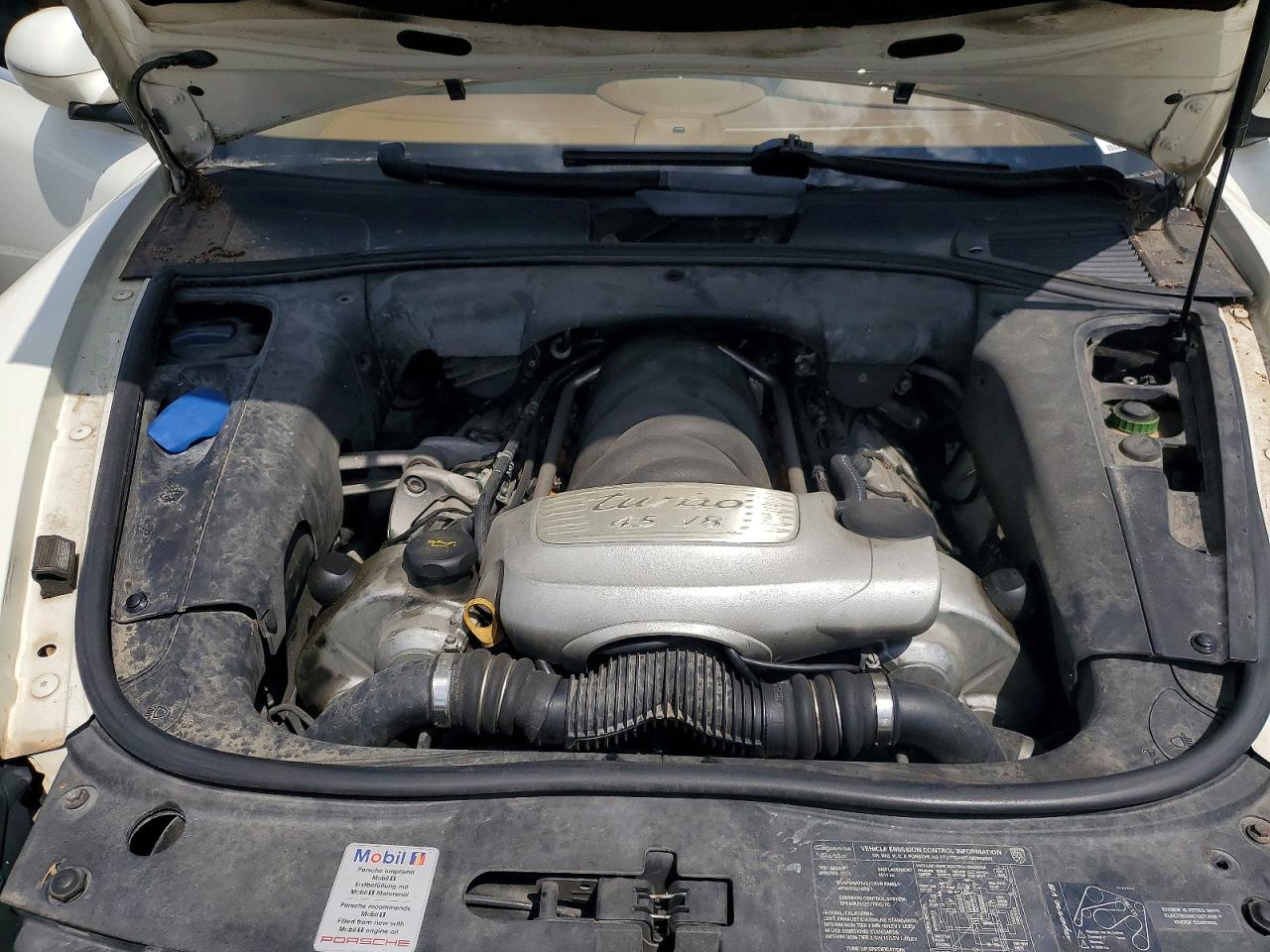 2004 PORSCHE CAYENNE