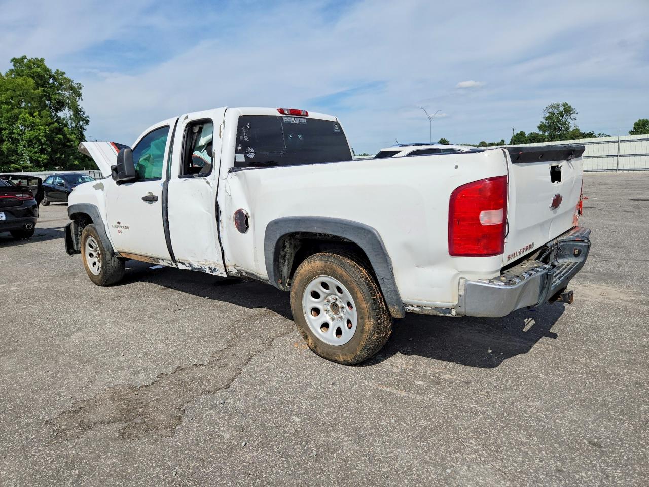 2011 CHEVROLET SILVERADO