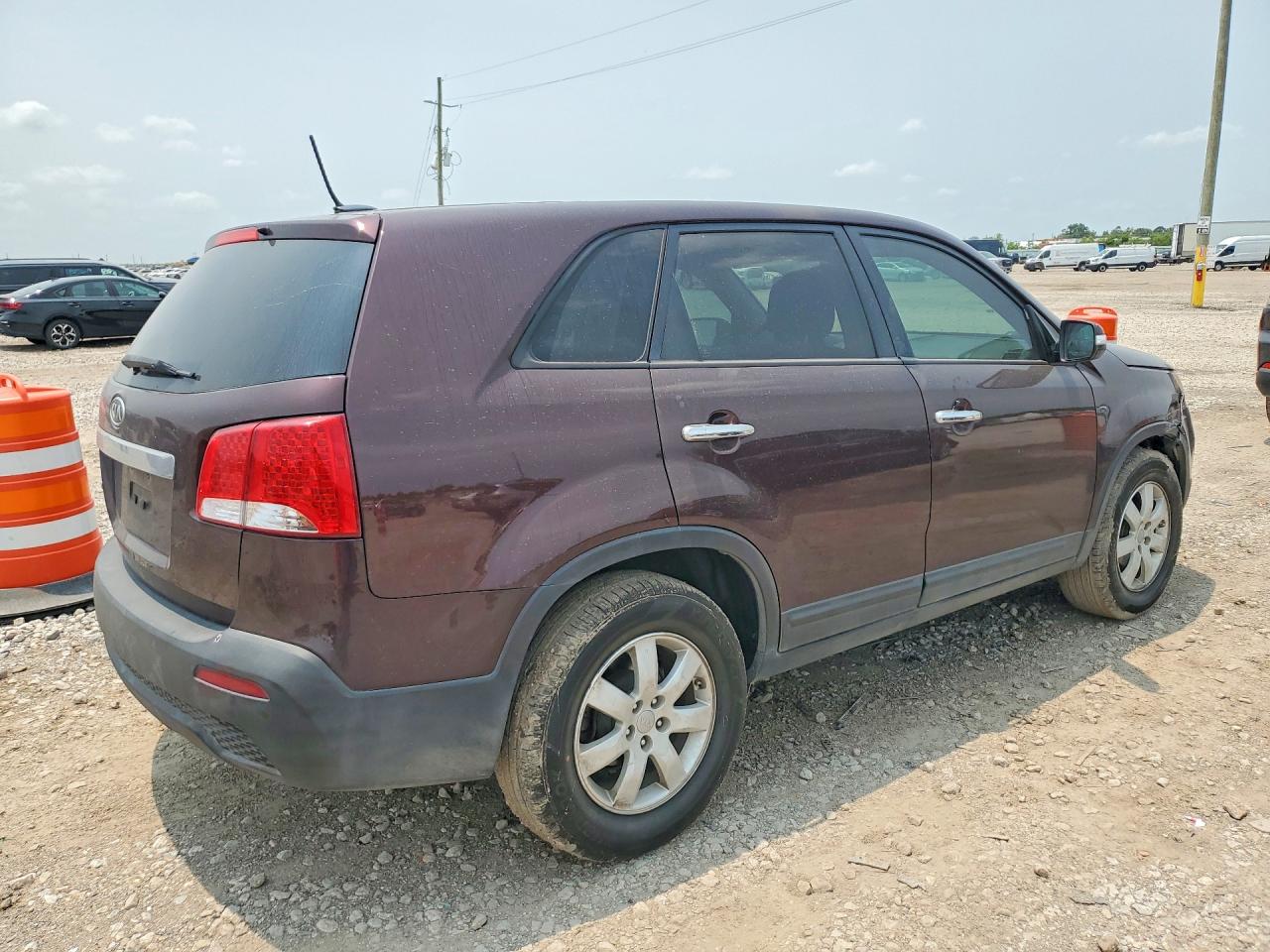 2013 KIA SORENTO