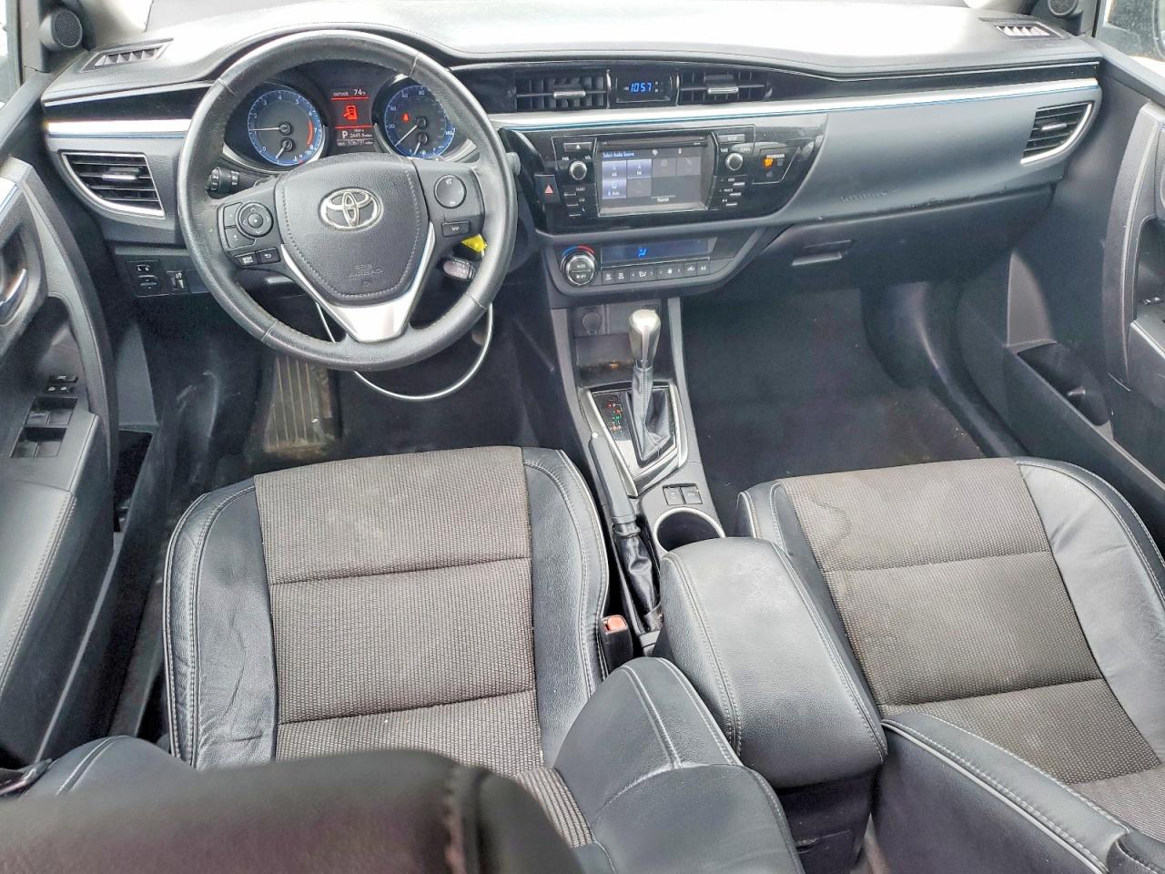 2015 TOYOTA COROLLA
