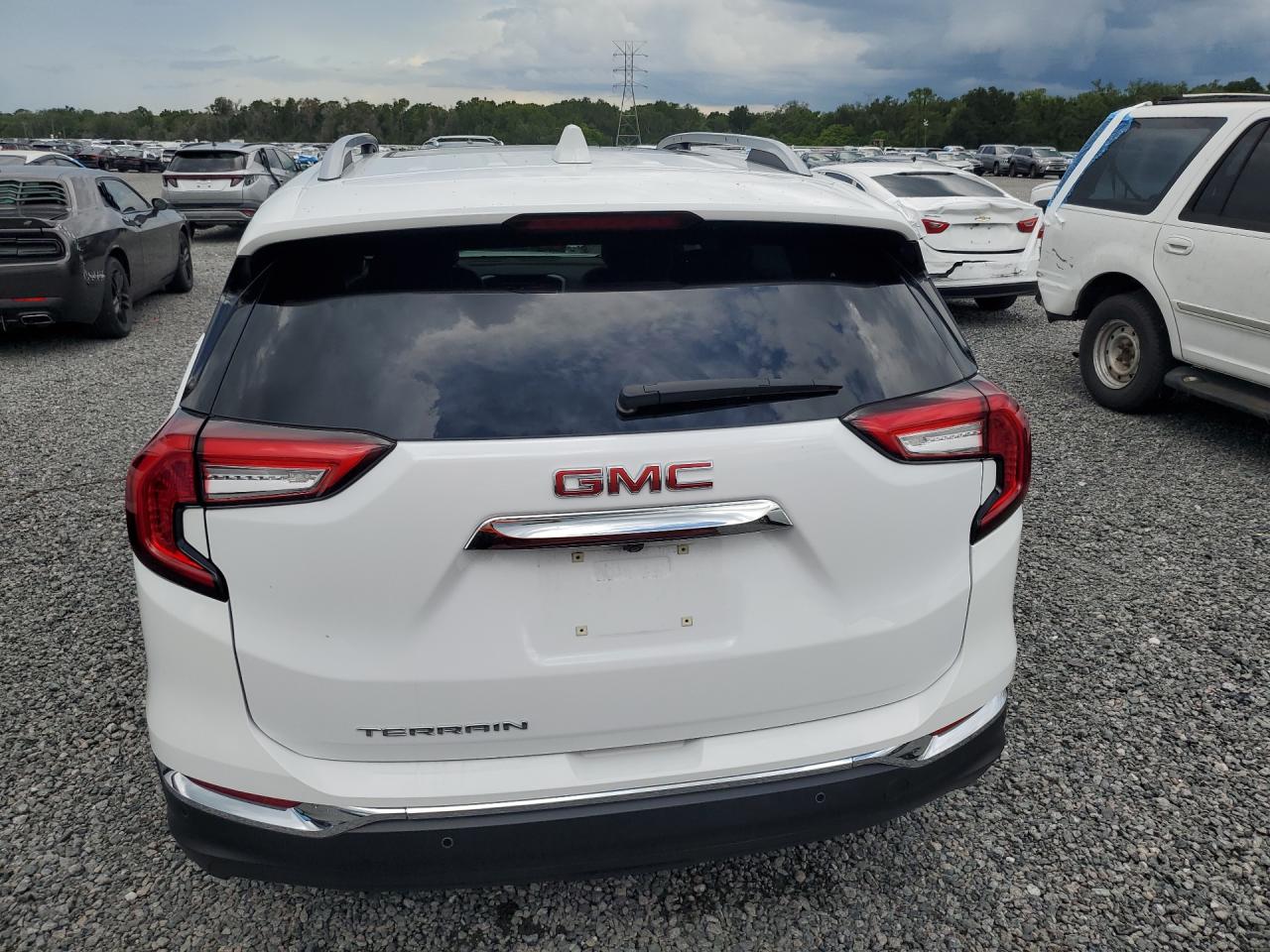 2022 GMC TERRAIN