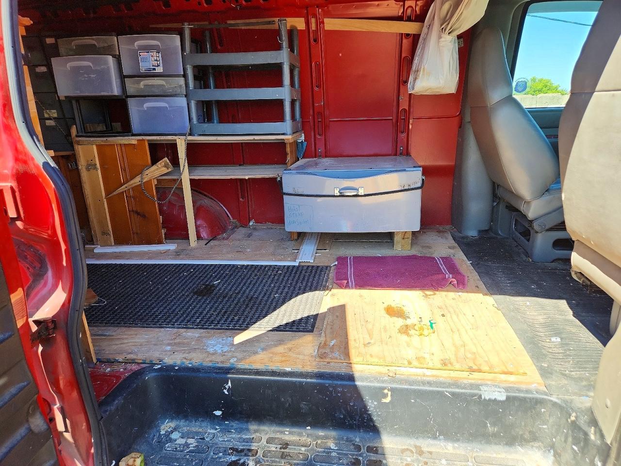2001 CHEVROLET EXPRESS