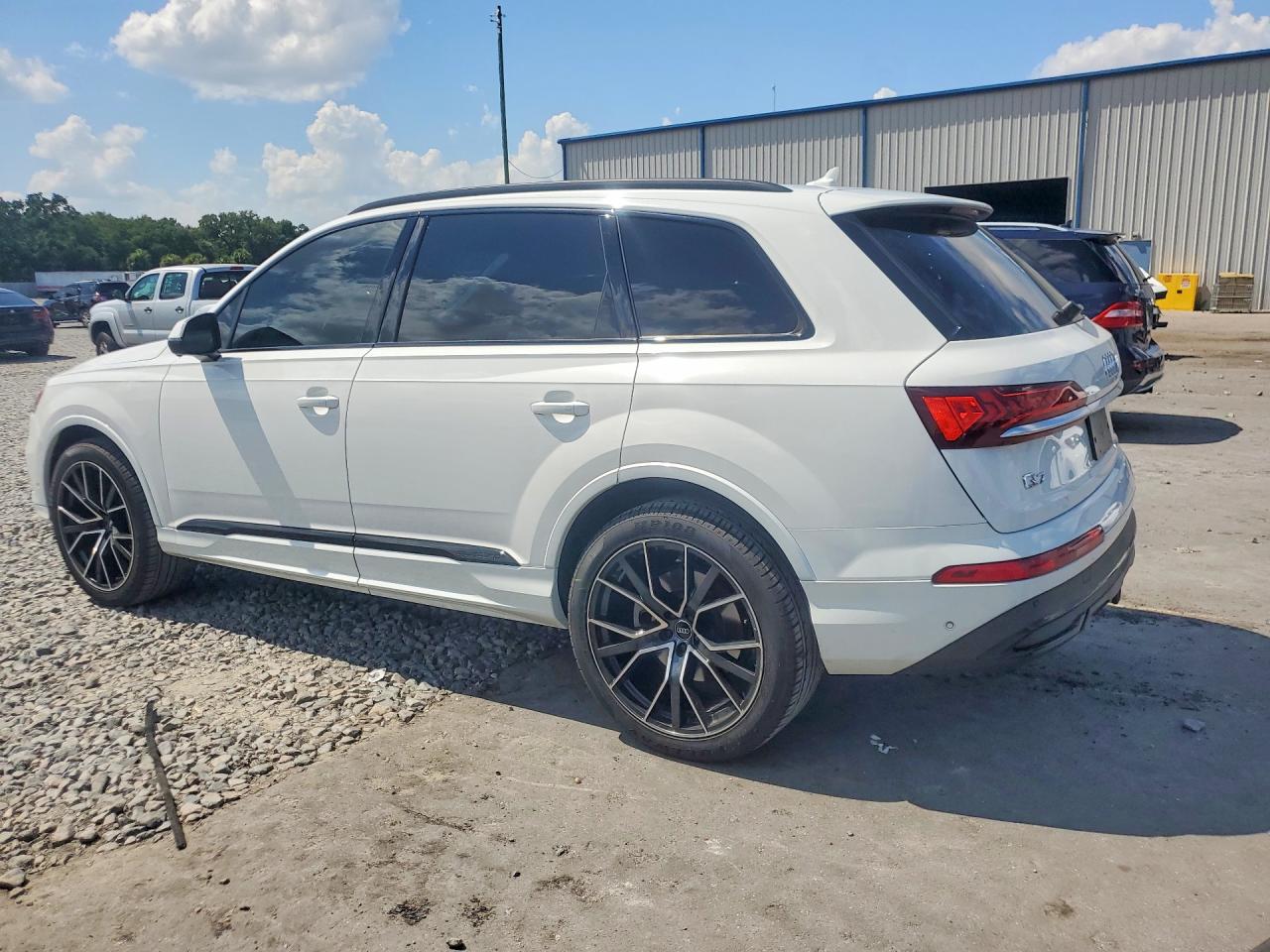 2021 AUDI Q7