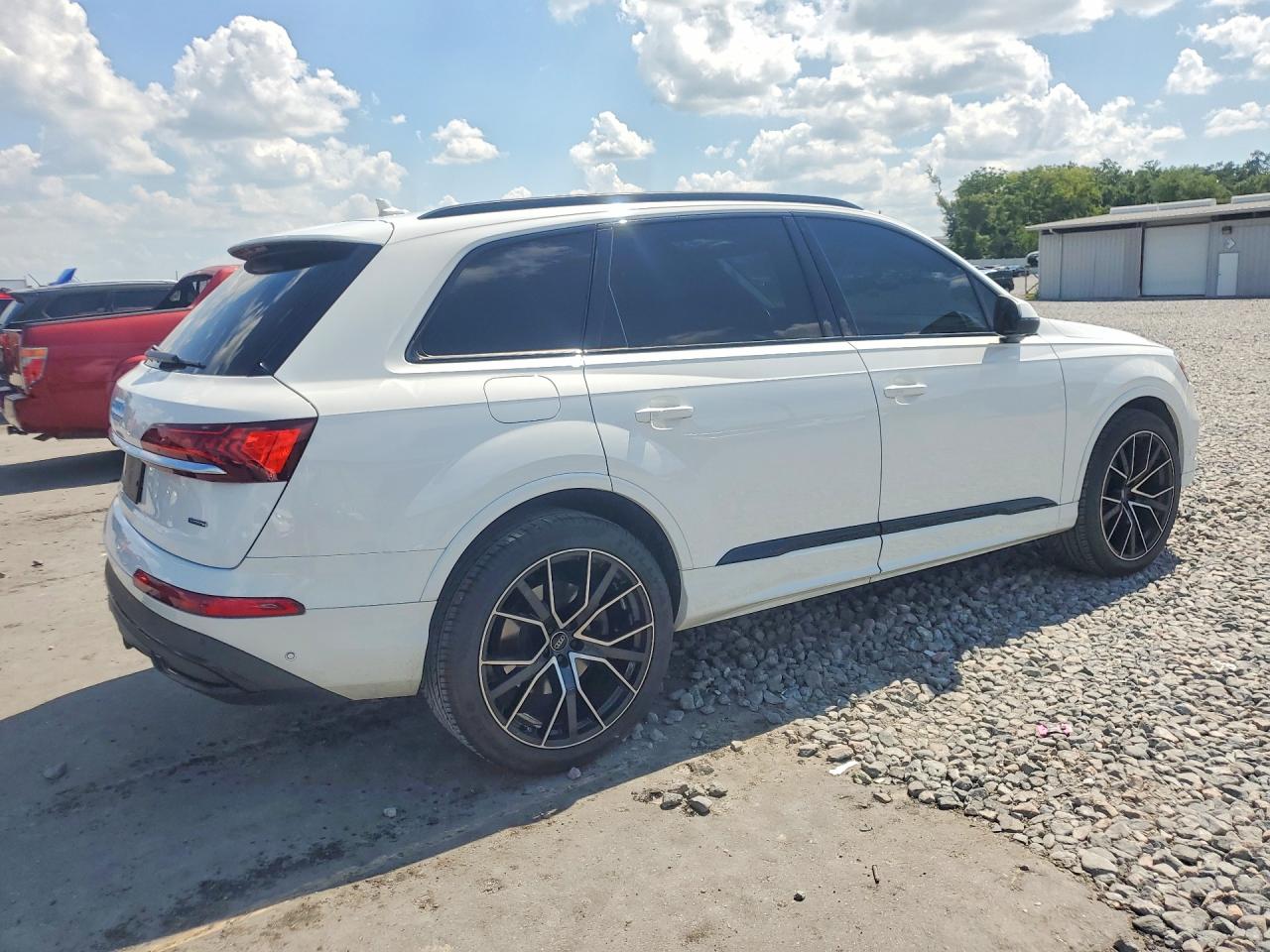 2021 AUDI Q7
