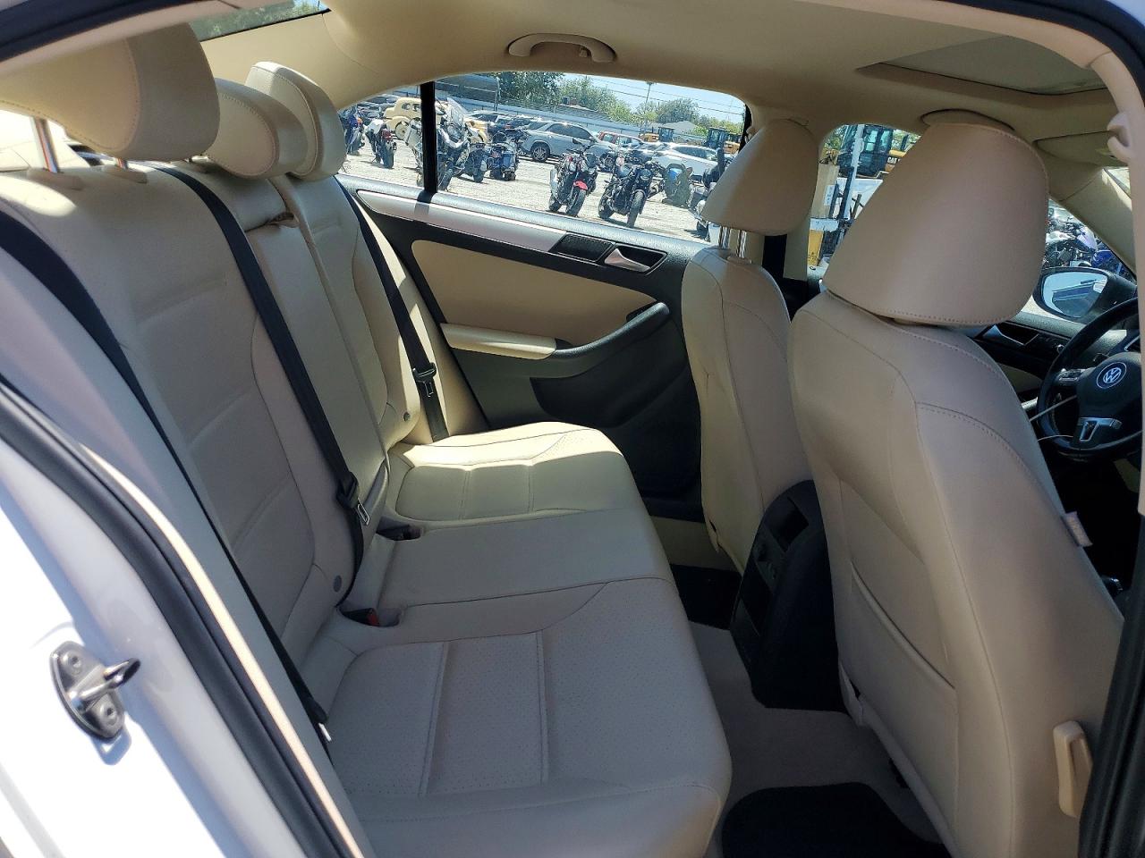 2013 VOLKSWAGEN JETTA