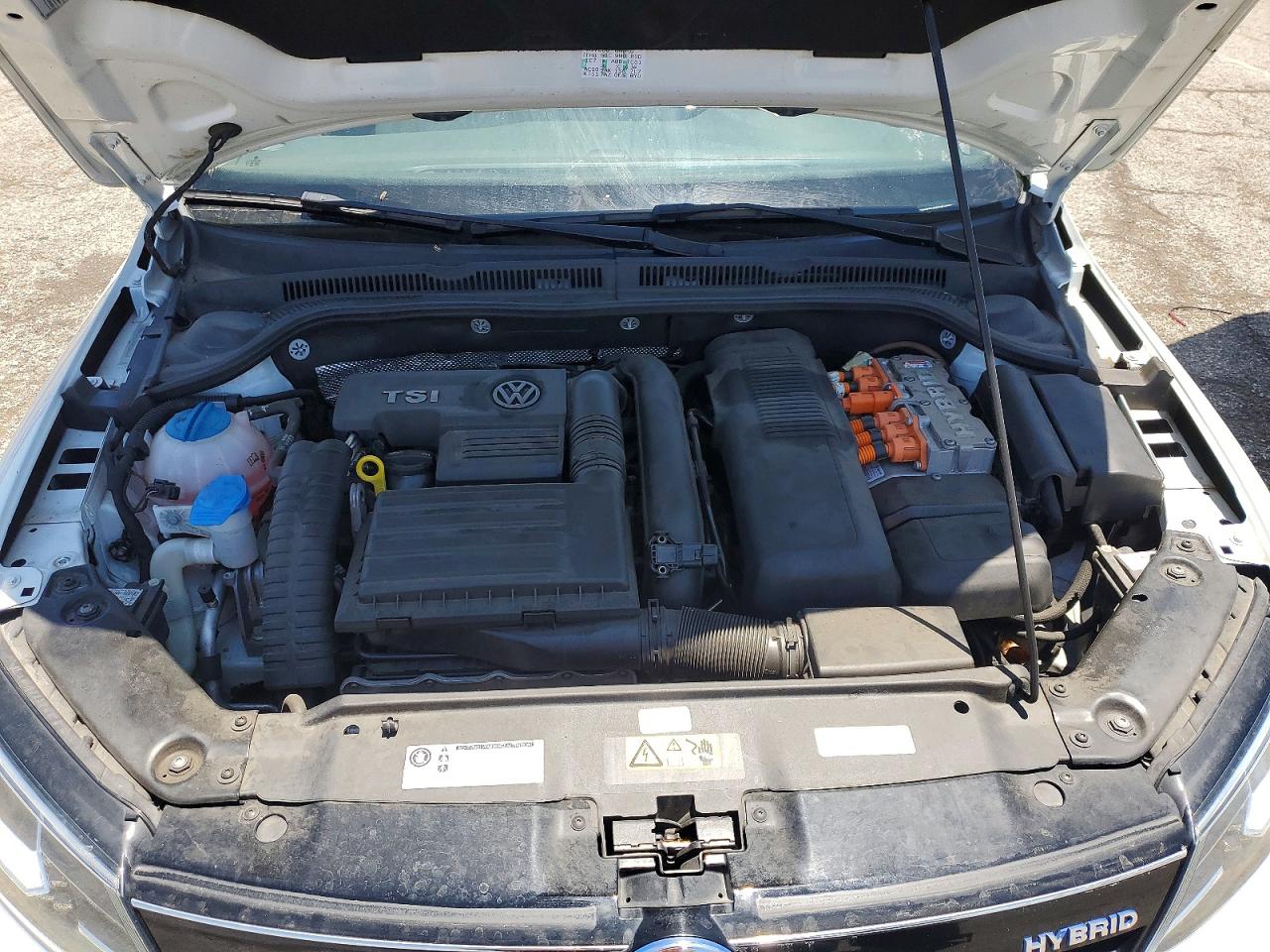 2013 VOLKSWAGEN JETTA