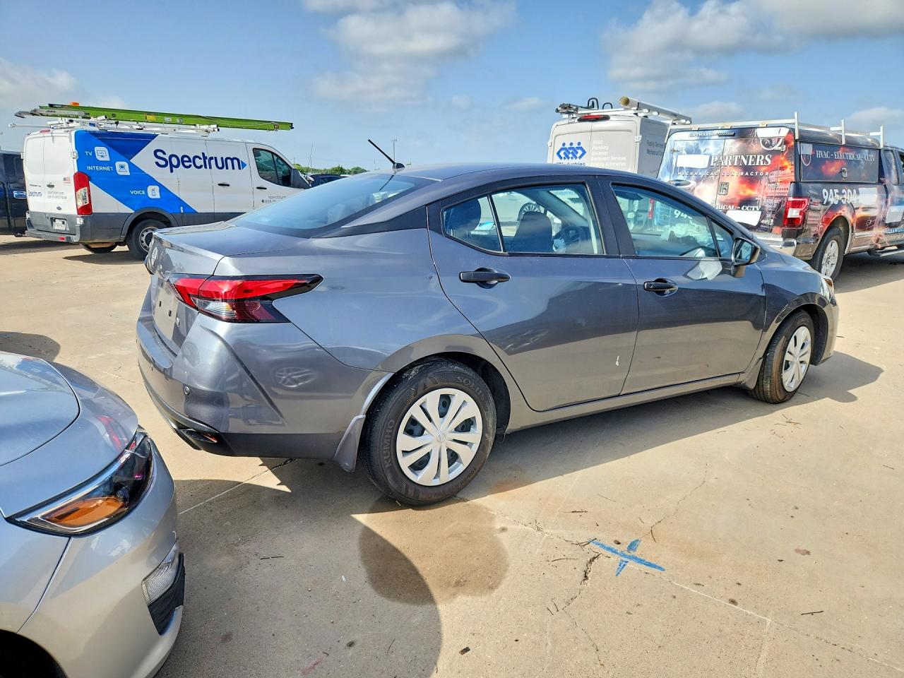 2025 NISSAN VERSA