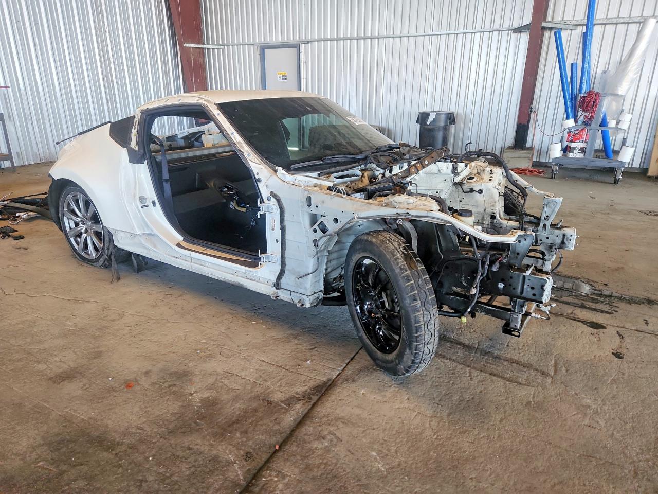 2016 NISSAN 370Z
