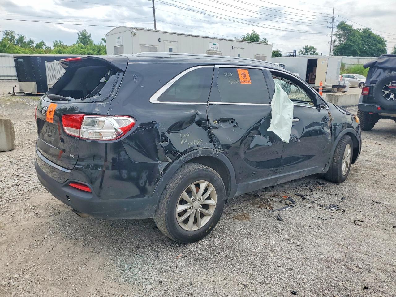 2016 KIA SORENTO