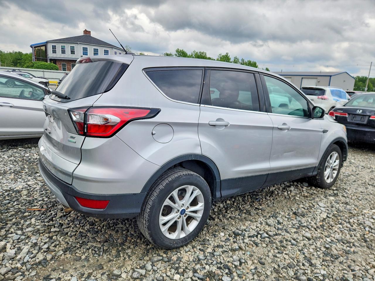 2017 FORD ESCAPE