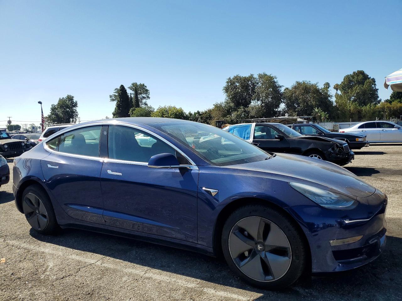 2018 TESLA MODEL 3
