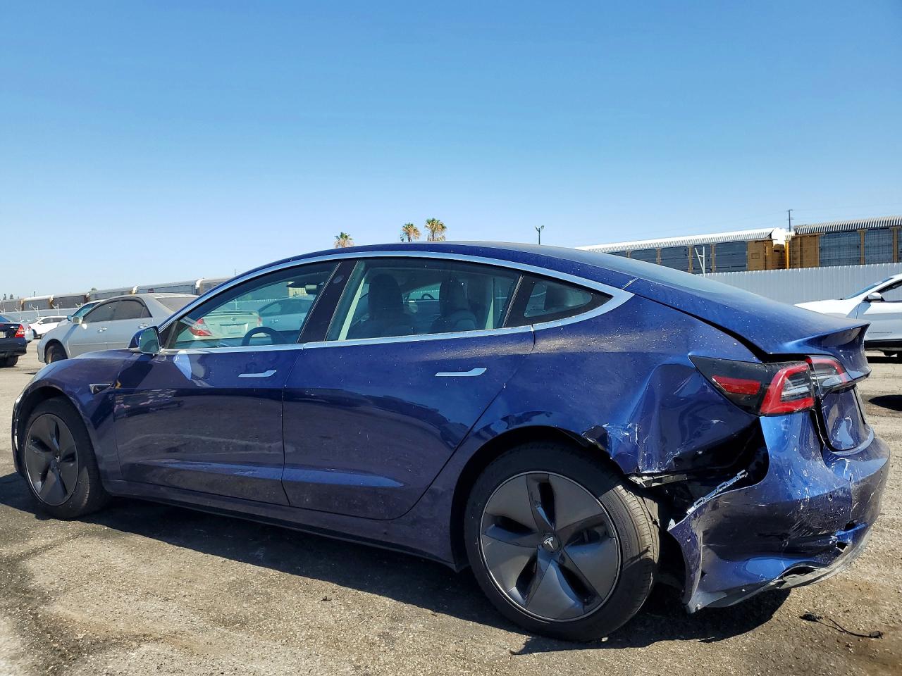 2018 TESLA MODEL 3