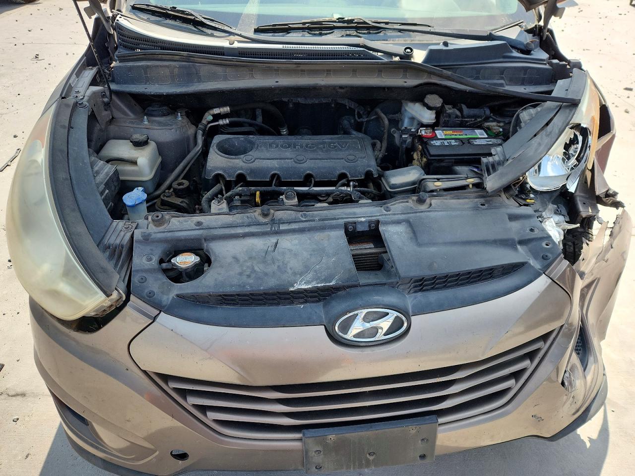 2011 HYUNDAI TUCSON