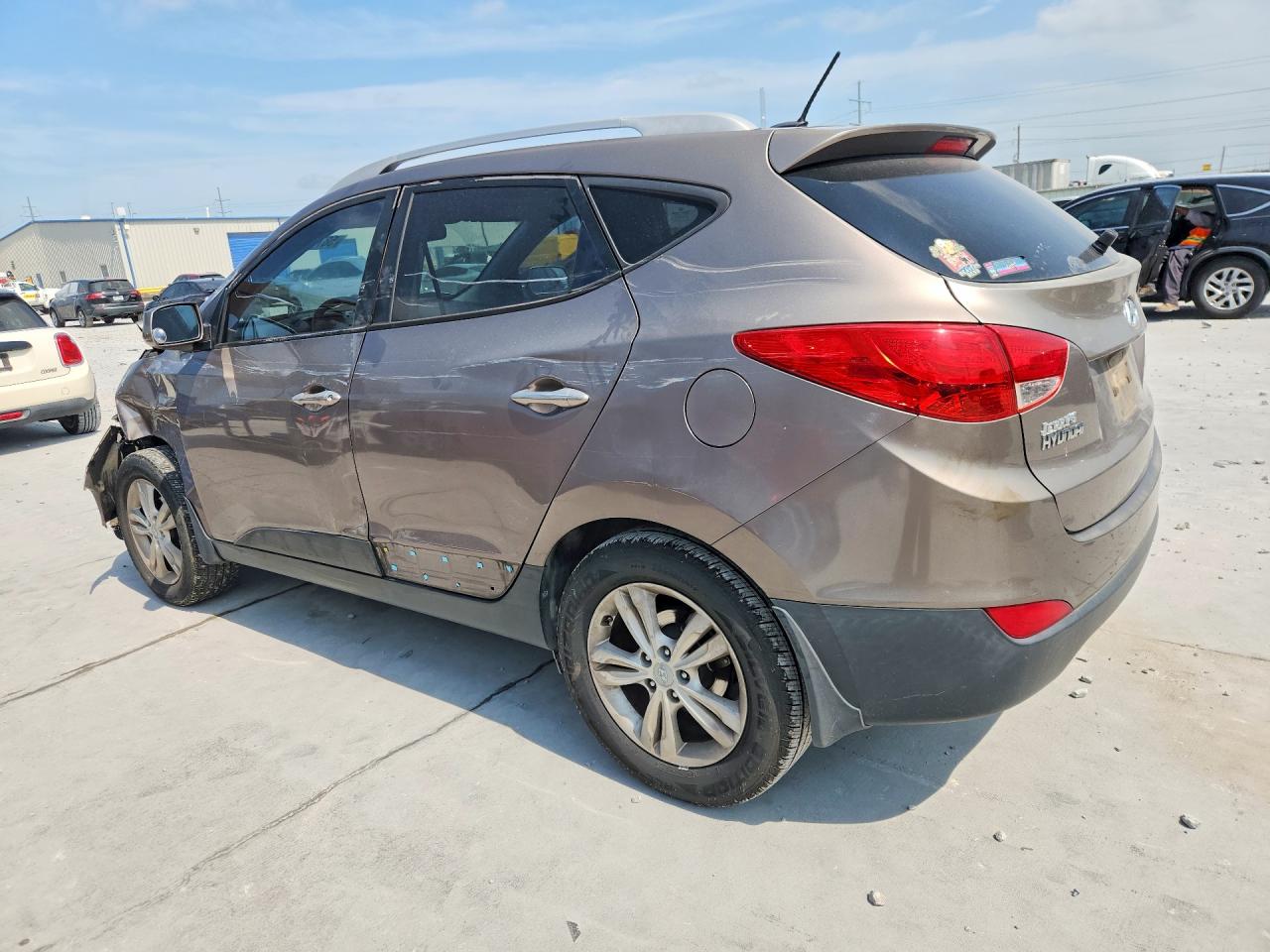 2011 HYUNDAI TUCSON
