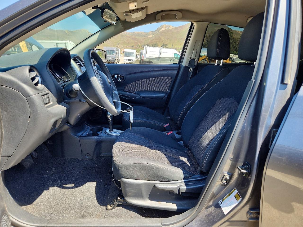 2016 NISSAN VERSA