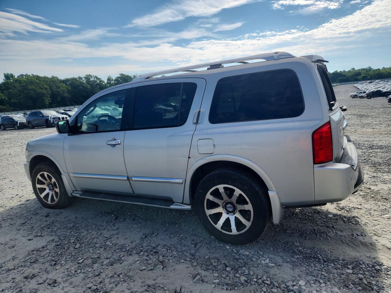 2008 INFINITI QX56