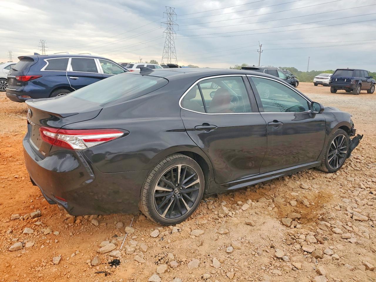 2020 TOYOTA CAMRY