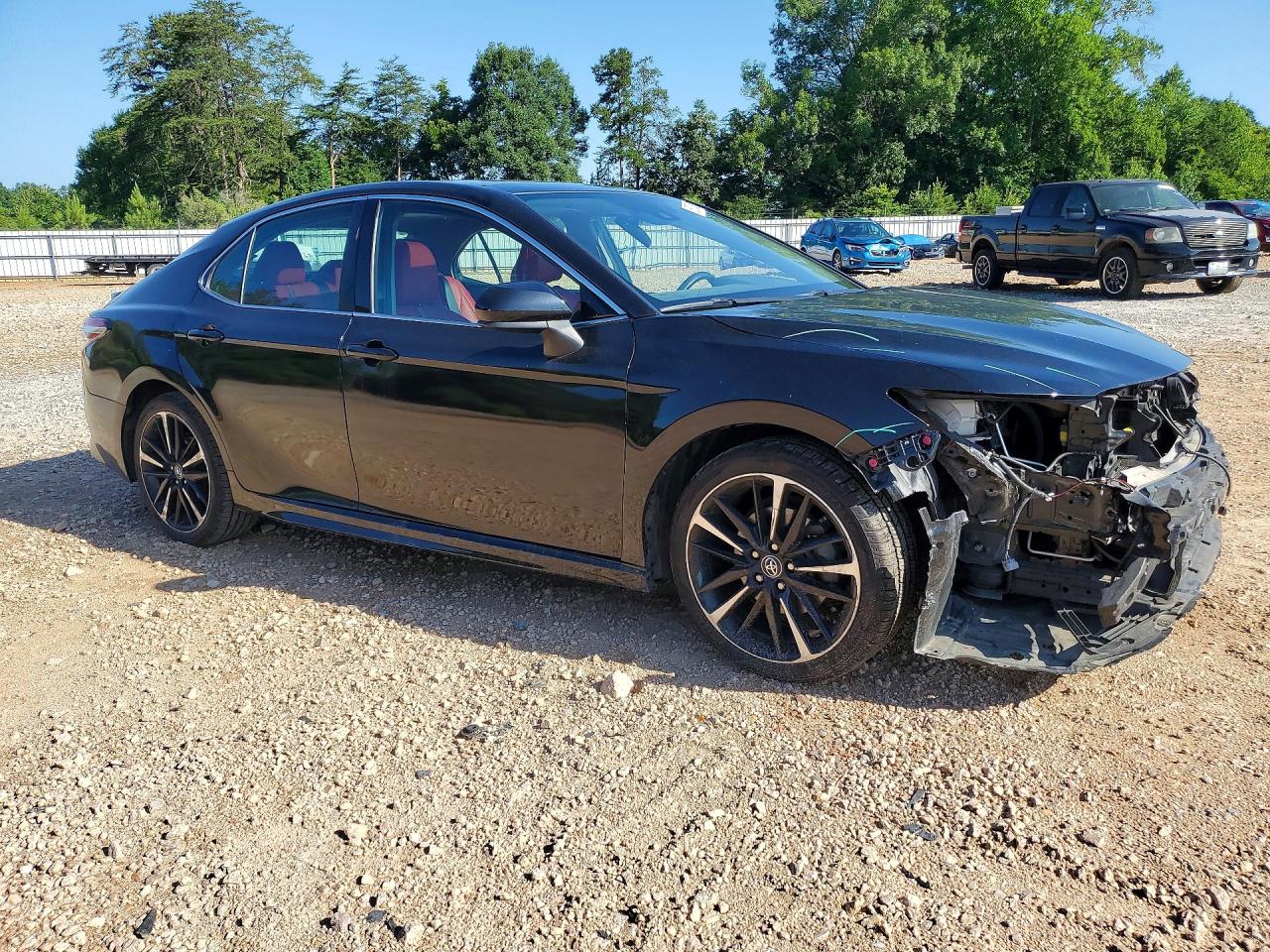 2020 TOYOTA CAMRY
