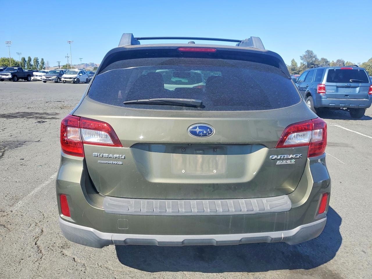 2015 SUBARU OUTBACK