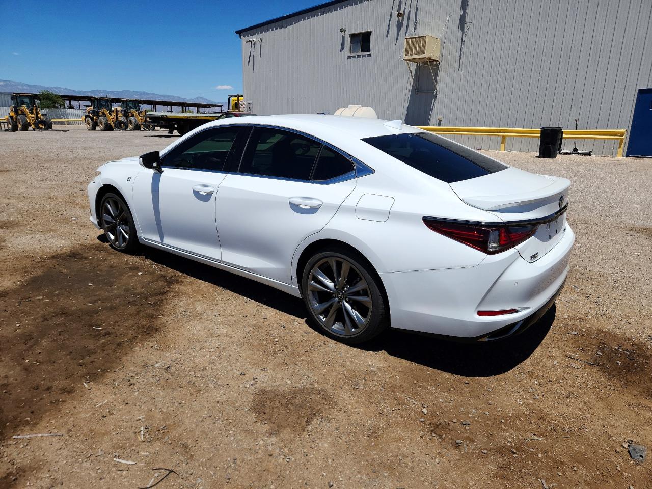 2019 LEXUS ES350