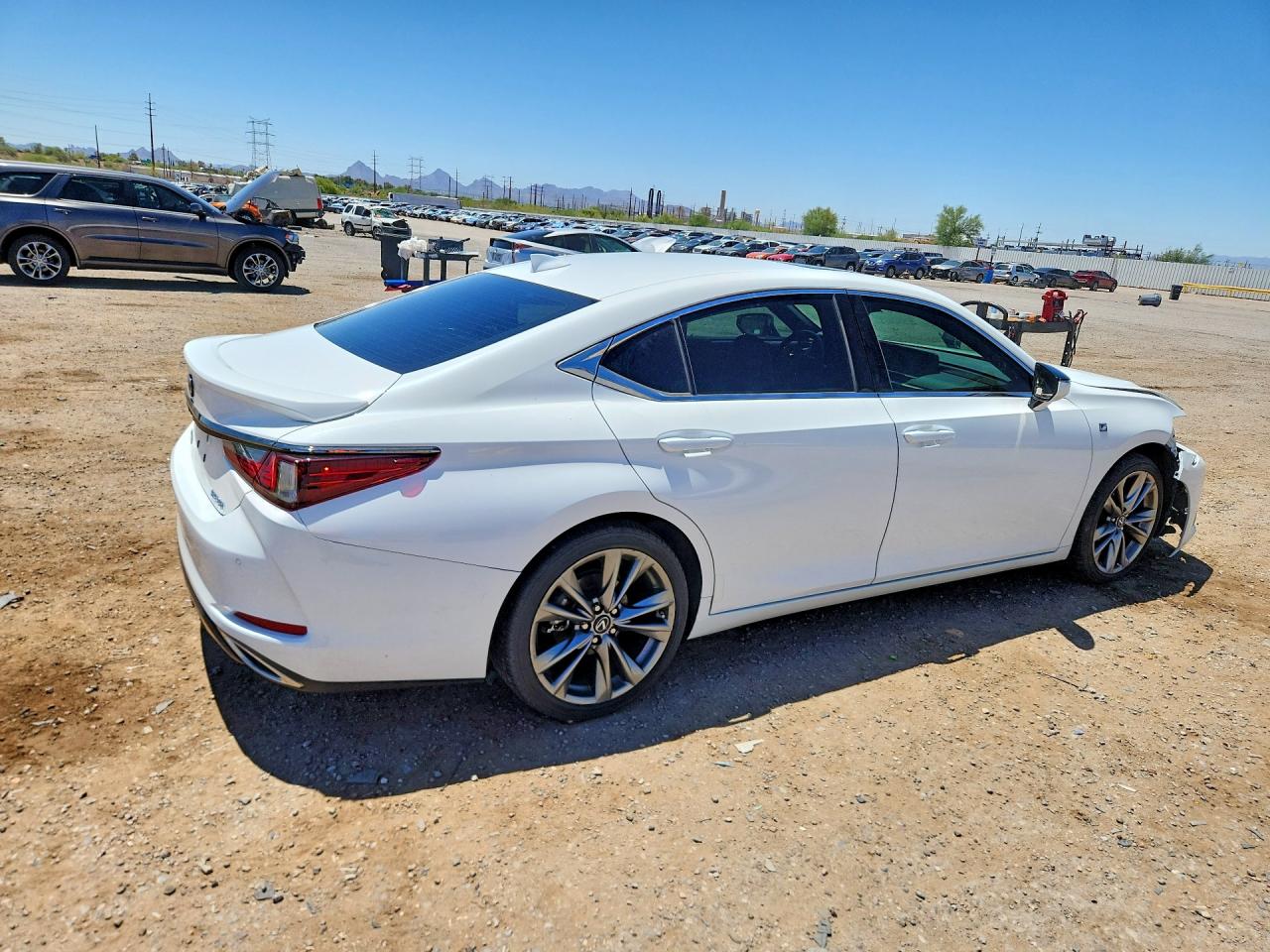 2019 LEXUS ES350