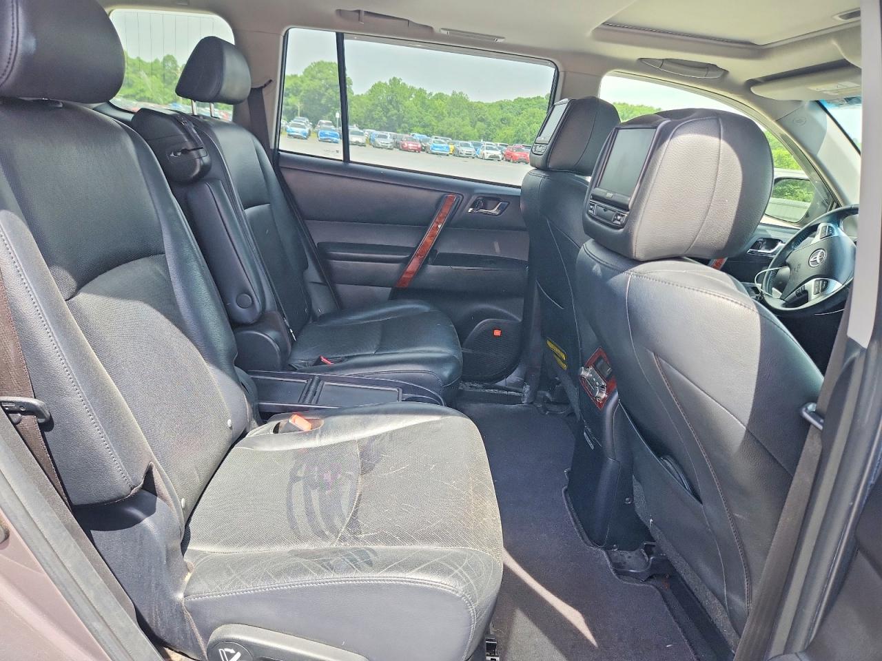 2012 TOYOTA HIGHLANDER