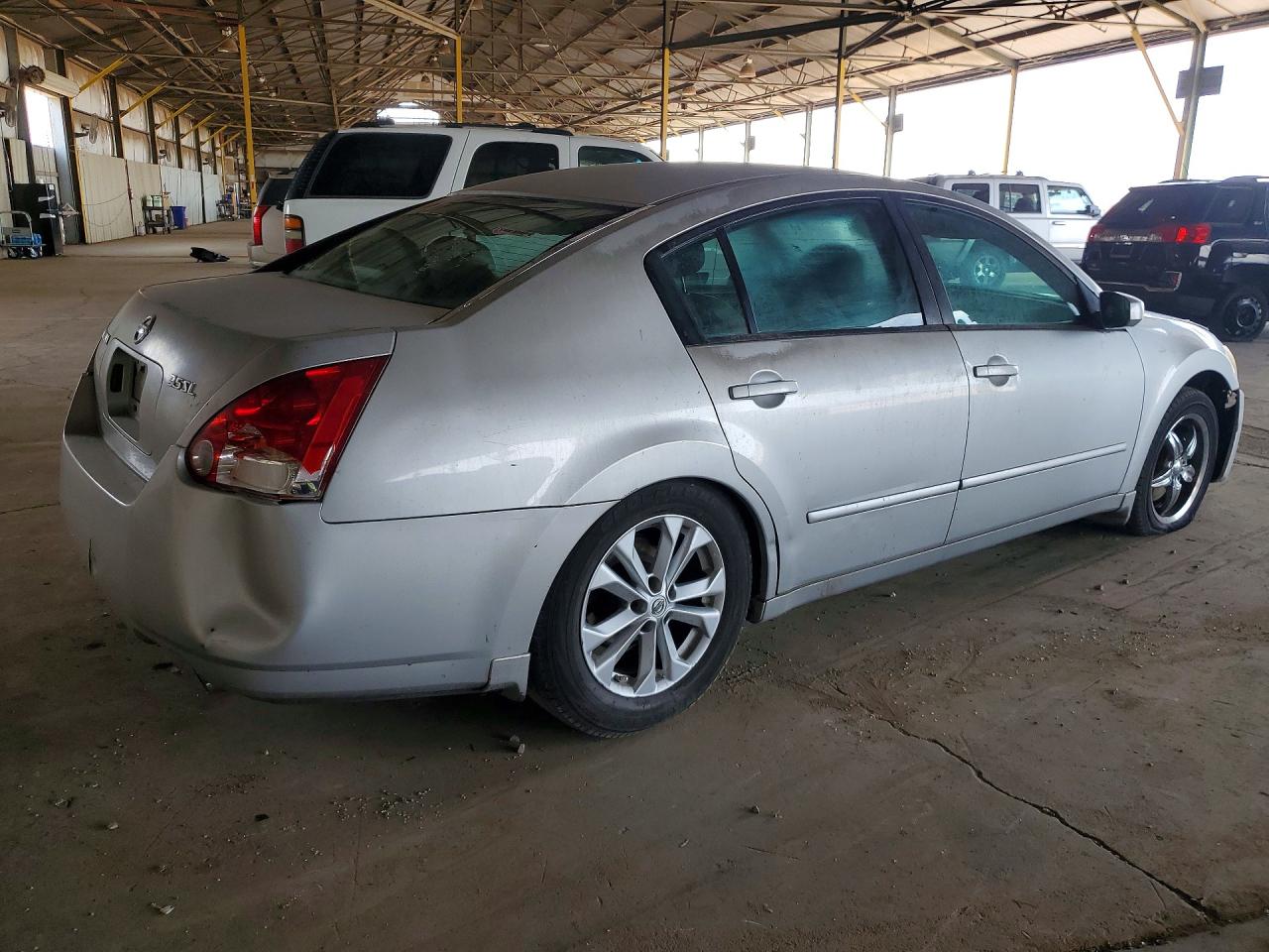 2004 NISSAN MAXIMA