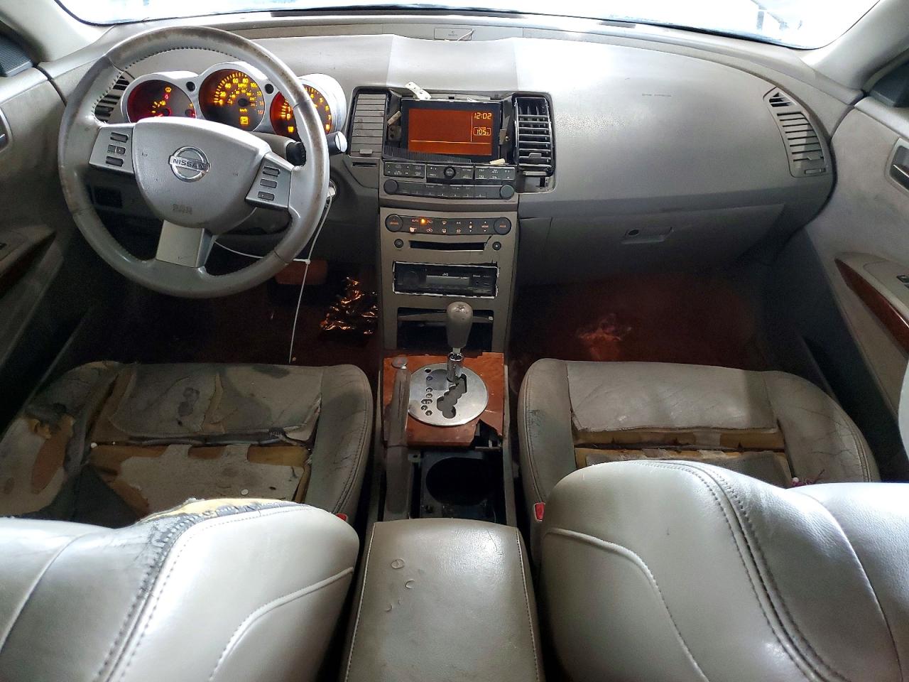 2004 NISSAN MAXIMA