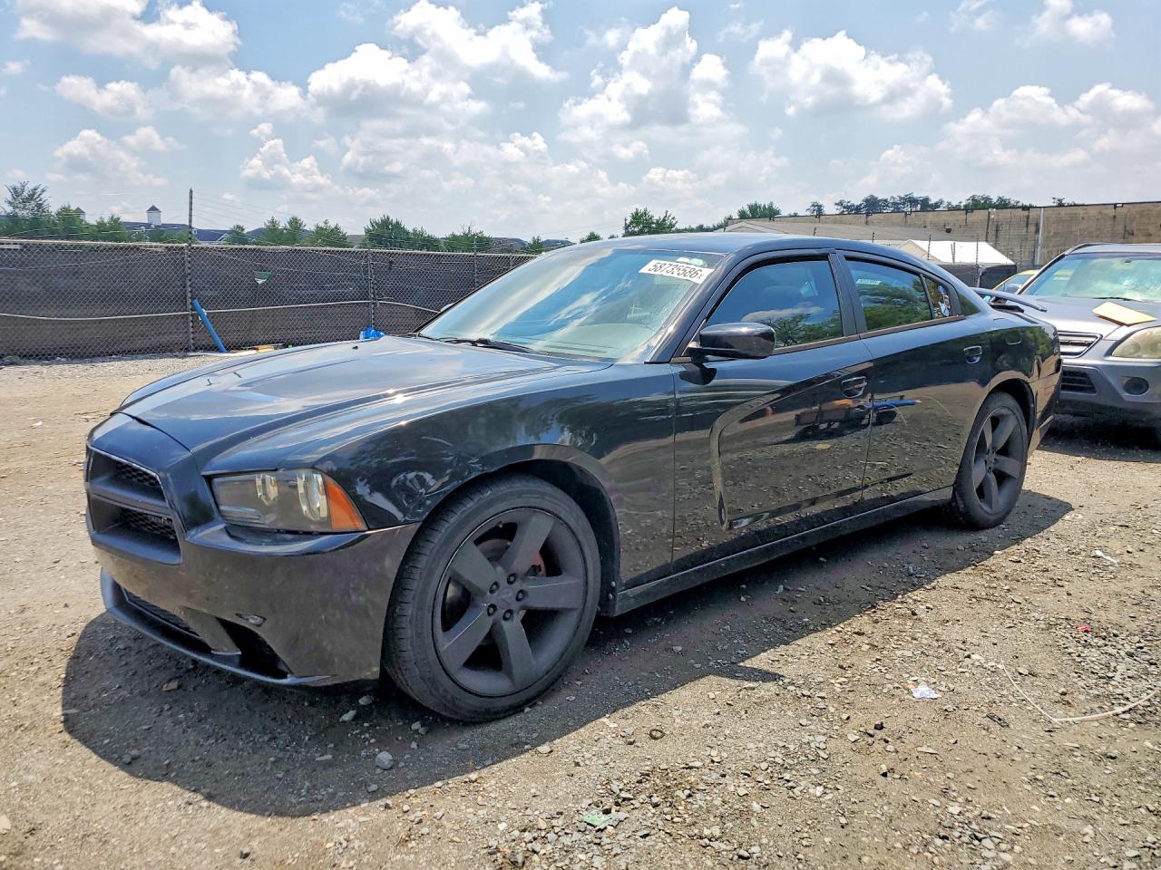 2013 DODGE CHARGER