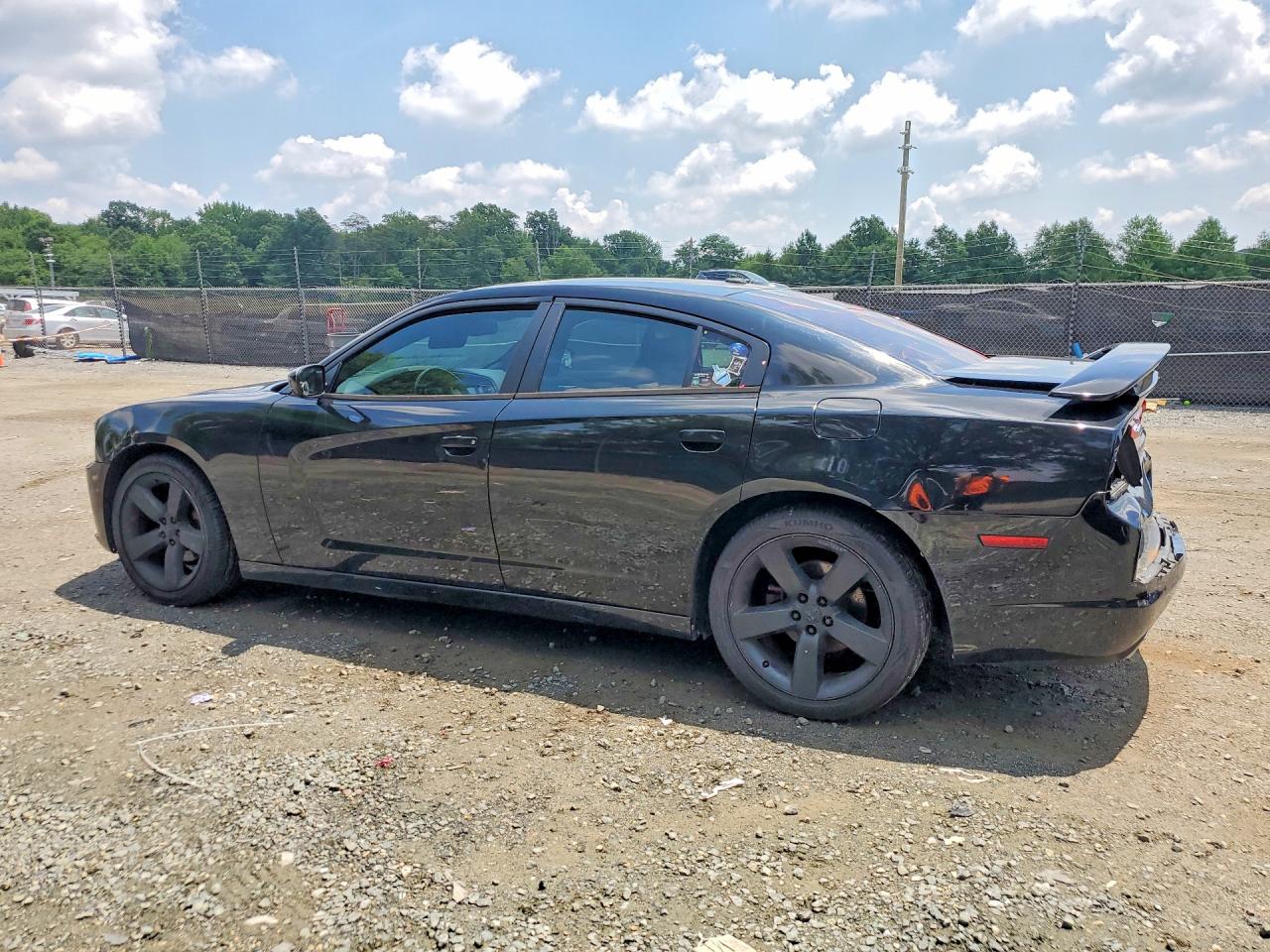 2013 DODGE CHARGER
